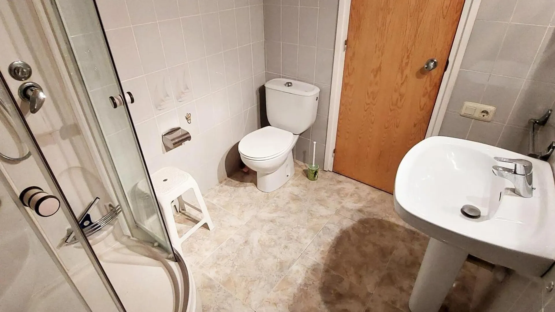Apartamento Acogedor Con Terraza A Un Paso De La Playa En Llanca - Es-170-26 Spain